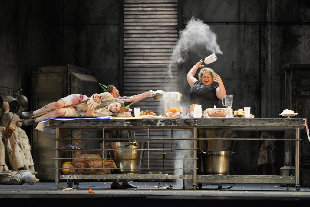 Hansel & Gretel © Cory Weaver / Lyric Opera Chicago